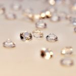 天然ダイヤモンドと合成ダイヤモンド・模造ダイヤモンドの違いは？